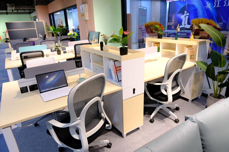 天津潤東辦公家具展廳 智能化辦公空間升級(jí)的解決方案